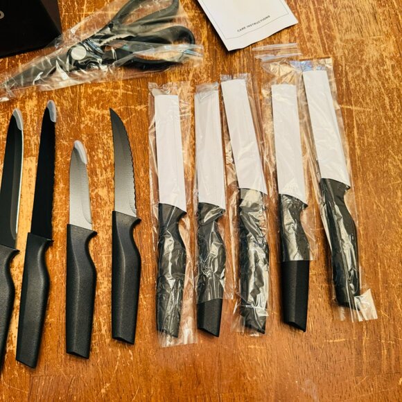 Syvio 14-Piece Knife Set With Block - Picture 12 of 13